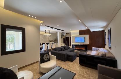 Villa - 5 Bedrooms - 4 Bathrooms for sale in Mivida - 5th Settlement Compounds - The 5th Settlement - New Cairo City - Cairo