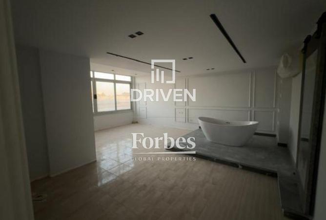 66435267 - Property Image 2