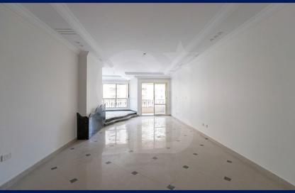 Apartment - 3 - 3 for sale in Mostafa Kamel St. - Smouha - Hay Sharq - Alexandria