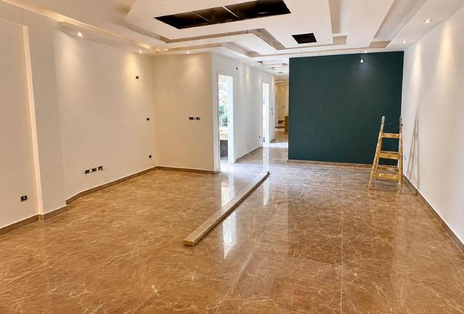 93810985 - Property Main Image