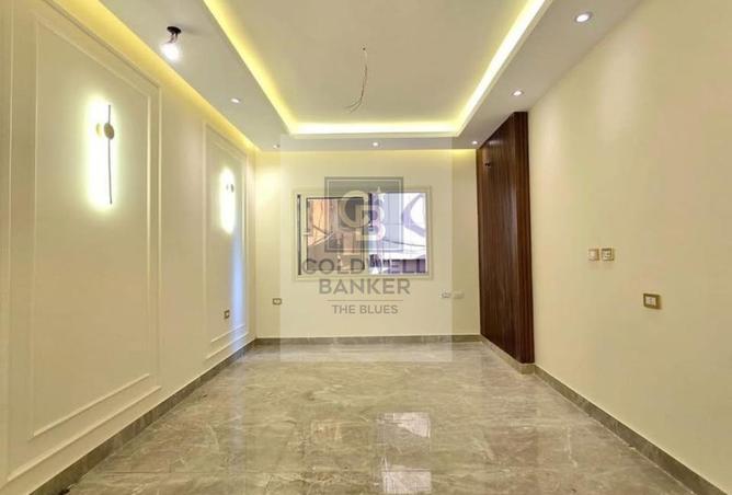 8594306 - Property Image 2