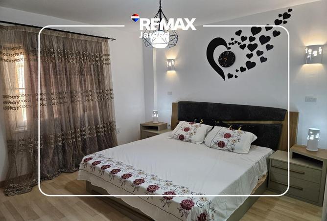 102345980 - Property Image 3