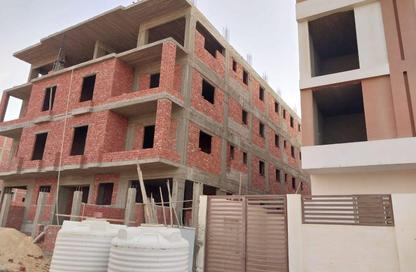 Apartment - 3 Bedrooms - 3 Bathrooms for sale in Bait Alwatan - The 5th Settlement - New Cairo City - Cairo