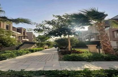 Apartment - 2 Bedrooms - 2 Bathrooms for sale in District 5 - 5th Settlement Compounds - The 5th Settlement - New Cairo City - Cairo