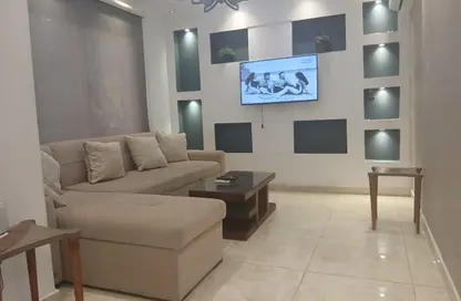 Apartment - 2 Bedrooms - 1 Bathroom for rent in El Rehab Extension - Al Rehab - New Cairo City - Cairo