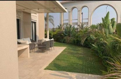 Villa - 6 Bedrooms - 5 Bathrooms for sale in Zayed 2000 - 4th District - Sheikh Zayed City - Giza