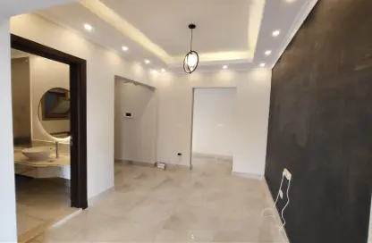 شقة - 4 غرف نوم - 4 حمامات للايجار في كمبوندات 6 أكتوبر - مدينة 6 أكتوبر - الجيزة