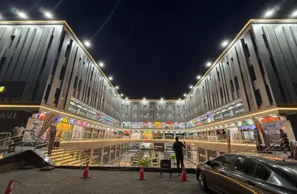 محل تجاري - استوديو - 1 حمام للبيع في الحي التاسع - مدينة العبور - القليوبية