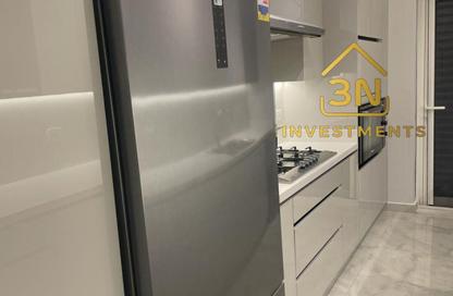 Apartment - 2 Bedrooms - 3 Bathrooms for rent in Lake View Residence - 5th Settlement Compounds - The 5th Settlement - New Cairo City - Cairo