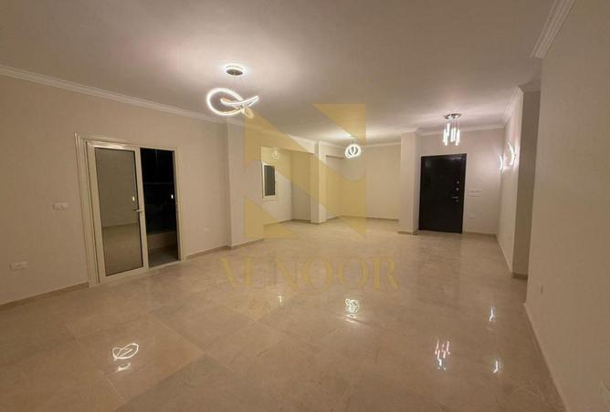 67220972 - Property Image 3