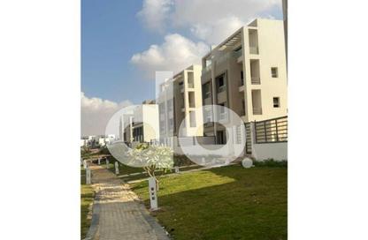 Apartment - 3 Bedrooms - 3 Bathrooms for sale in Greens - Hyde Park - New Cairo City - Cairo