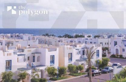 Chalet - 3 Bedrooms - 2 Bathrooms for sale in Mountain View - Ras Al Hekma - North Coast