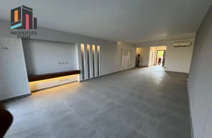 شقة - 3 غرف نوم - 4 حمامات للبيع في ذا كراون - طريق مصر اسكندرية الصحراوي - مدينة 6 أكتوبر - الجيزة