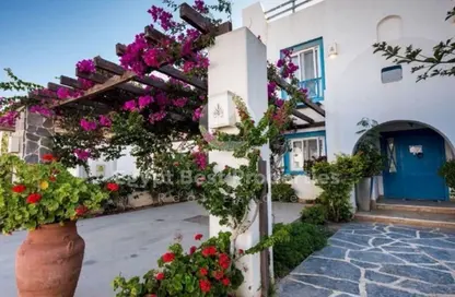 شاليه - 3 غرف نوم - 3 حمامات للبيع في ماونتن فيو راس الحكمة - راس الحكمة - الساحل الشمالي