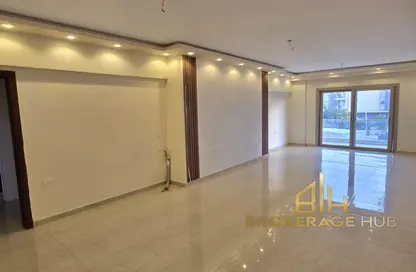 شقة - 3 غرف نوم - 2 حمامات للايجار في جاليريا  مون فالى - المستثمرين الجنوبية - مدينة القاهرة الجديدة - القاهرة