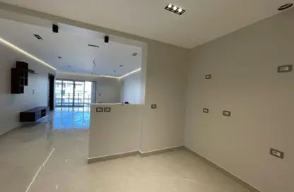 Apartment - 3 Bedrooms - 2 Bathrooms for rent in Capital Gardens   Palm Hills - Mostakbal City Compounds - Mostakbal City - Future City - Cairo