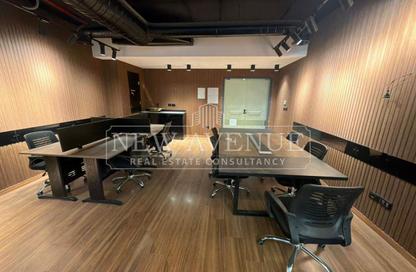Office Space - Studio - 1 Bathroom for sale in Hyde Park Business District Mall - South Teseen St. - The 5th Settlement - New Cairo City - Cairo Office Space - Studio - 1 Bathroom for sale in Hyde Park Business District Mall - South Teseen St. - The 5th Settlement - New Cairo City - Cairo