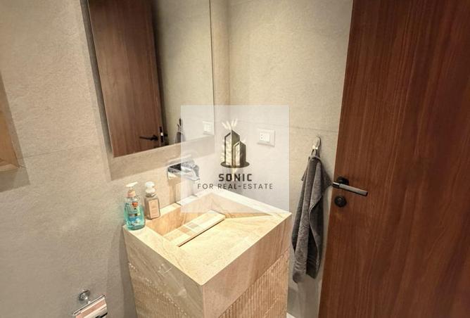 101490552 - Property Image 2