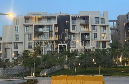 Apartment - 3 Bedrooms - 2 Bathrooms for sale in Sodic East - 6th District - New Heliopolis - Cairo