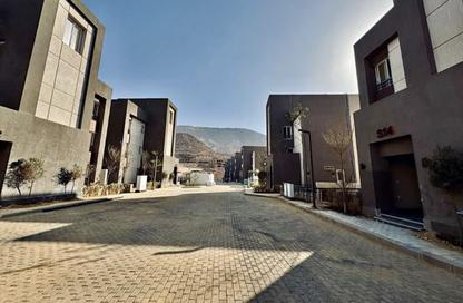 Chalet - 2 Bedrooms - 2 Bathrooms for sale in Al Ain Al Sokhna - Suez