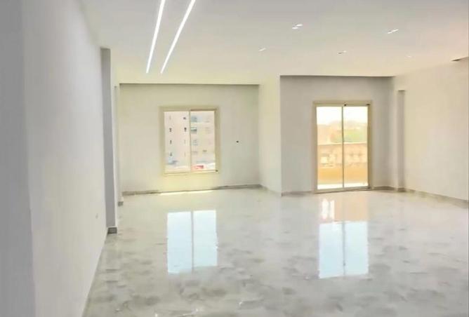 66700111 - صورة العقار 3