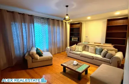 Apartment - 3 Bedrooms - 2 Bathrooms for rent in Smouha Square - Smouha - Hay Sharq - Alexandria Apartment - 3 Bedrooms - 2 Bathrooms for rent in Smouha Square - Smouha - Hay Sharq - Alexandria