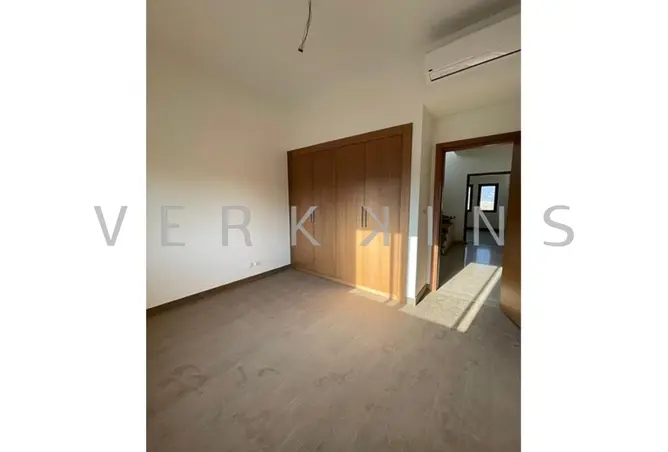 106848983 - Property Image 2