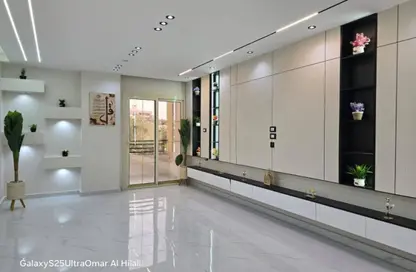 شقة - 3 غرف نوم - 2 حمامات للبيع في البوابة الثالثة - منقرع - حدائق الاهرام - الجيزة