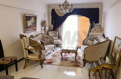 شقة - 3 غرف نوم - 1 حمام للبيع في سموحة - حي شرق - الاسكندرية