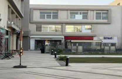 محل تجاري - استوديو - 2 حمامات للبيع في VAHA من شركة الكرمة للتطوير العقاري - مدينة زايد الجديدة - الشيخ زايد - الجيزة