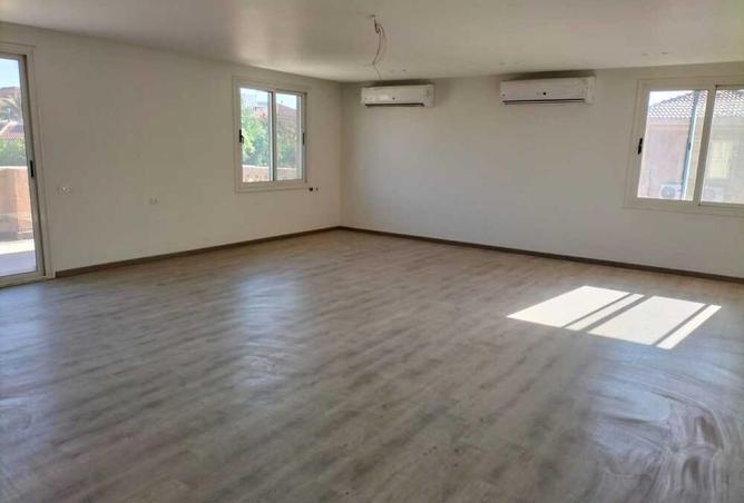 8583589 - Property Image 2