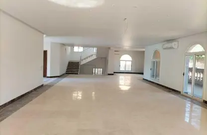 Villa - 6 Bedrooms - 6 Bathrooms for sale in Royal Maxim - 5th Settlement Compounds - The 5th Settlement - New Cairo City - Cairo