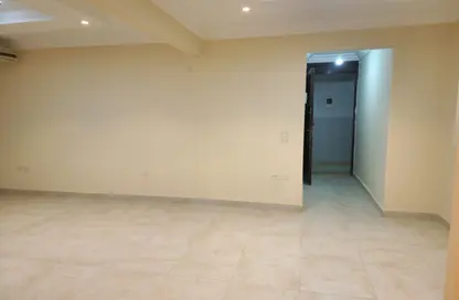 شقة - 3 غرف نوم - 3 حمامات للايجار في ميدان سانت فاطيما - ميدان سانت فاطيما - النزهة - القاهرة