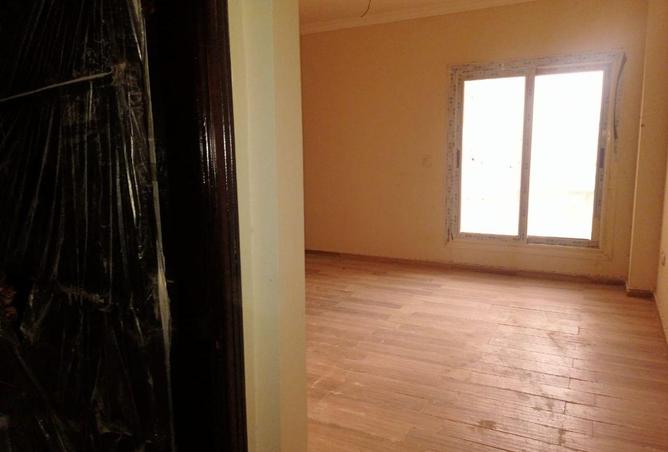 66431174 - Property Image 3