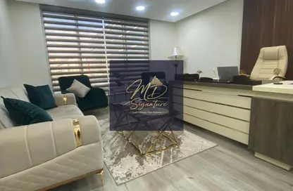 Office Space - 2 Bedrooms - 1 Bathroom for rent in Trivium Square - North Teseen St. - The 5th Settlement - New Cairo City - Cairo