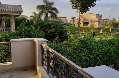 Villa - 4 Bedrooms - 5 Bathrooms for sale in Mena Garden City - Al Motamayez District - 6 October City - Giza
