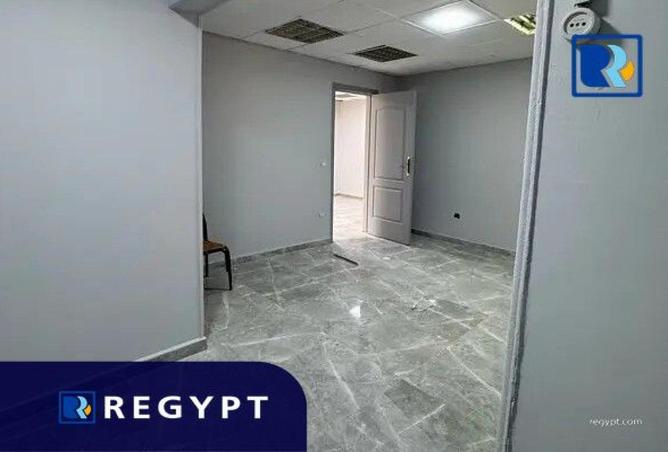 8644676 - Property Image 2