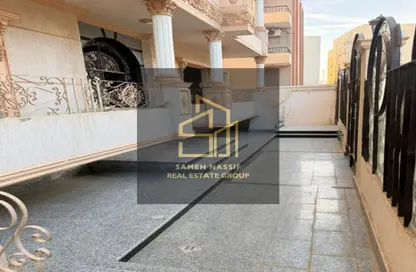 دوبلكس - 4 غرف نوم - 3 حمامات للبيع في المستشارين - المستثمرين الشمالية - مدينة القاهرة الجديدة - القاهرة