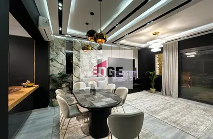 Townhouse - 3 Bedrooms - 4 Bathrooms for sale in Al Burouj Compound - El Shorouk Compounds - Shorouk City - Cairo