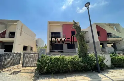 Villa - 3 Bedrooms - 3 Bathrooms for sale in Privado - Madinaty - Cairo