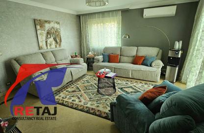 Apartment - 5 Bedrooms - 3 Bathrooms for sale in Al Shouyfat St. - District 1 - The 5th Settlement - New Cairo City - Cairo
