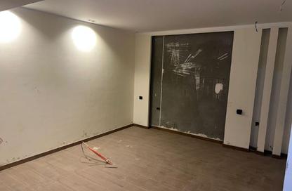 Apartment - 2 Bedrooms - 2 Bathrooms for sale in Galleria Moon Valley - South Investors Area - New Cairo City - Cairo