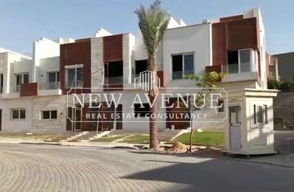 Villa - 4 Bedrooms - 5 Bathrooms for sale in Azzar 2 - 5th Settlement Compounds - The 5th Settlement - New Cairo City - Cairo