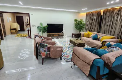 Apartment - 3 Bedrooms - 2 Bathrooms for sale in Al Mostathmir El Saghir - 10th District - Sheikh Zayed City - Giza