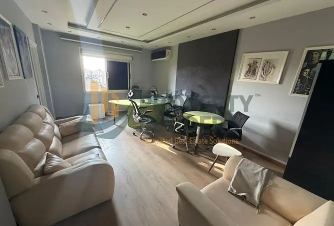 8558205 - Property Image 3