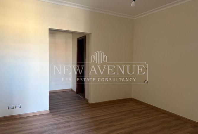 74309760 - Property Image 3