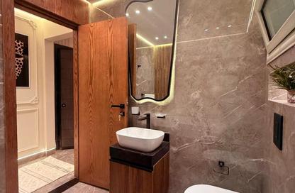 Apartment - 3 - 3 for sale in Mohandessin - Giza Apartment - 3 - 3 for sale in Mohandessin - Giza