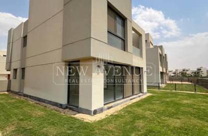 فيلا - 4 غرف نوم - 3 حمامات للبيع في كمبوند البروج - كمبوندات الشروق - مدينة الشروق - القاهرة فيلا - 4 غرف نوم - 3 حمامات للبيع في كمبوند البروج - كمبوندات الشروق - مدينة الشروق - القاهرة