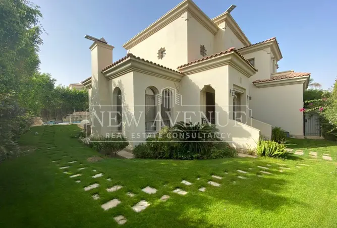 118803833 - Property Image 2
