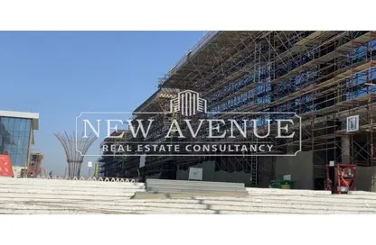 مساحات مكتبية - استوديو - 2 حمامات للبيع في جولدن جيت - شارع التسعين الجنوبي - التجمع الخامس - مدينة القاهرة الجديدة - القاهرة